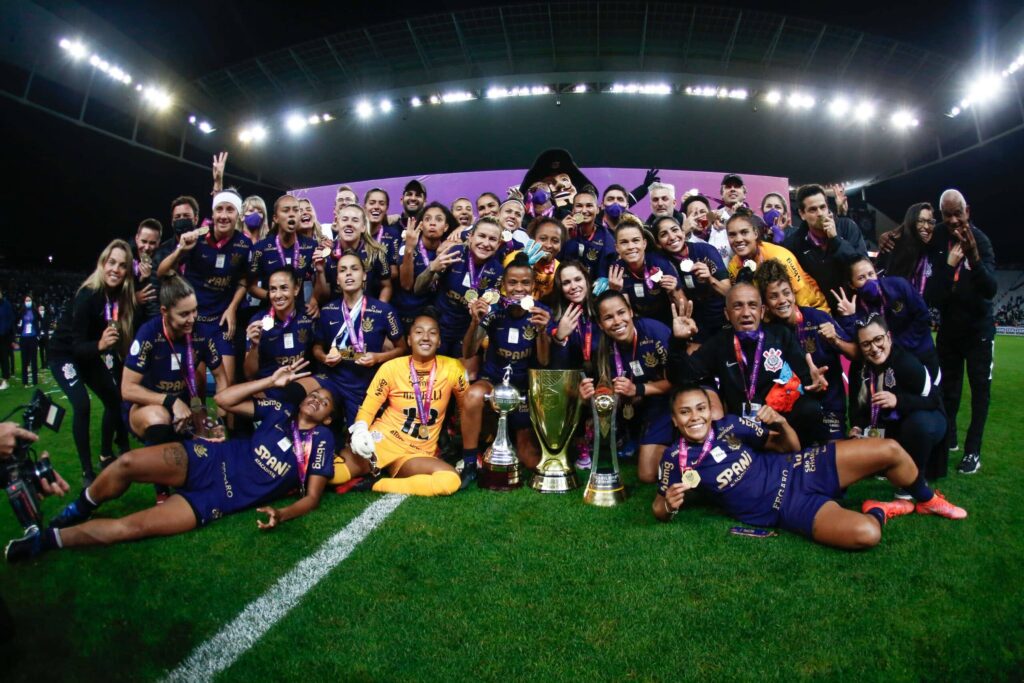 Palmeiras Campeã Paulistão Feminino, Corinthians Campeã Copa Paulista e  Champions Feminina