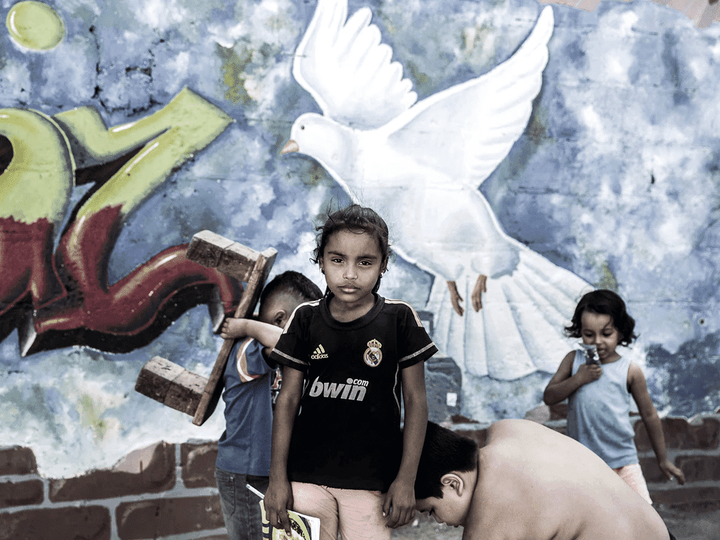 Jugarse la vida en una cancha. El fútbol de barrio en centroamérica - Revista Líbero